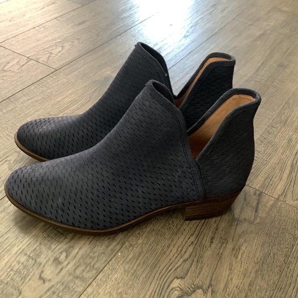 Lucky Brand Women's Baley Ankle Boot Sz 9.5M - Picture 5 of 10